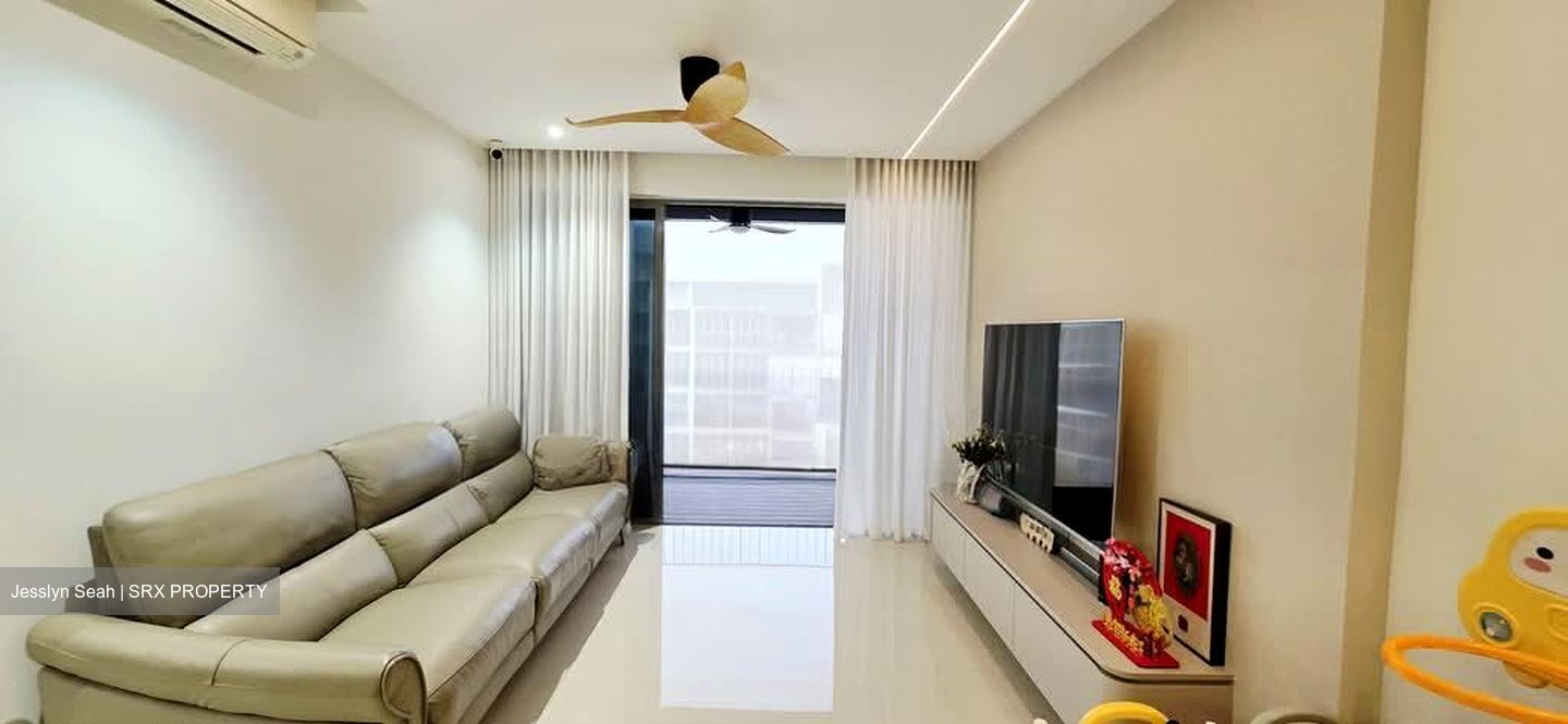 Sol Acres (D23), Condominium #570186211